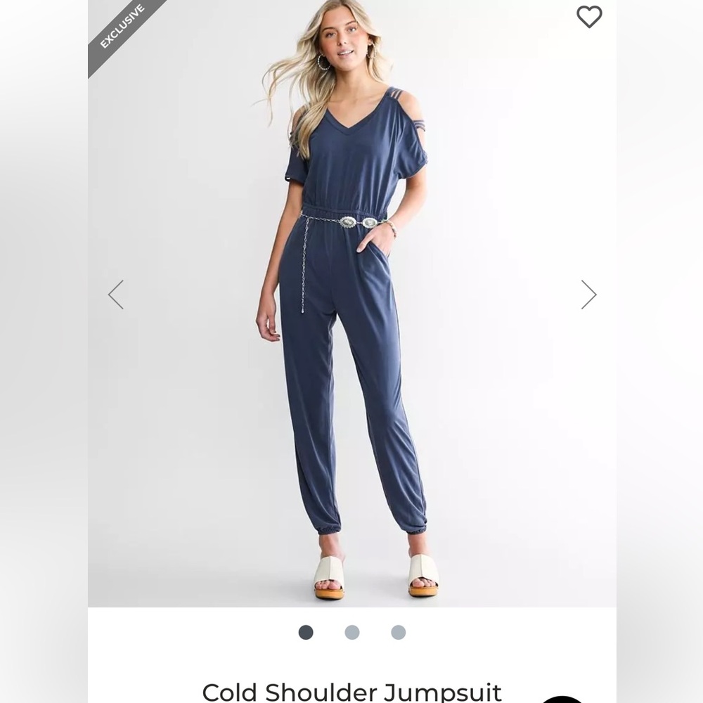 BKE Cold shoulder jumpsuit. Size large
